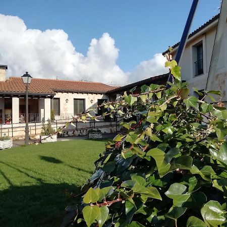 Alojamiento Rural La Henera San Juan de Ortega Exteriér fotografie
